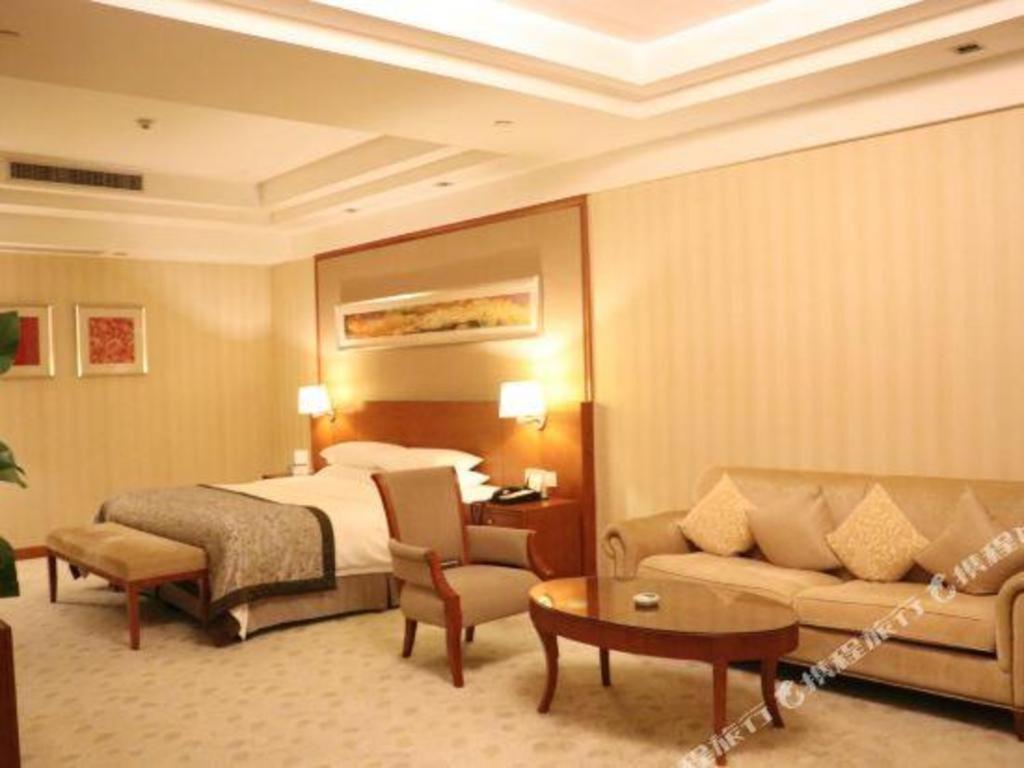 โรงแรมจินไห่ นิวเซ็นจูรี่ แกรนด์ หนิงไห่ Ninghai ภายนอก รูปภาพ